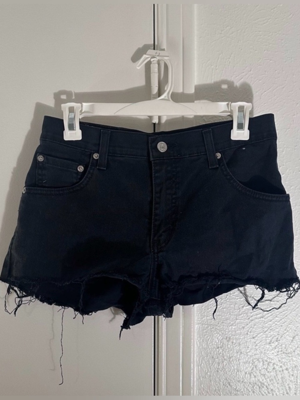 Levi's size 6 Black Denim Jean Shorts